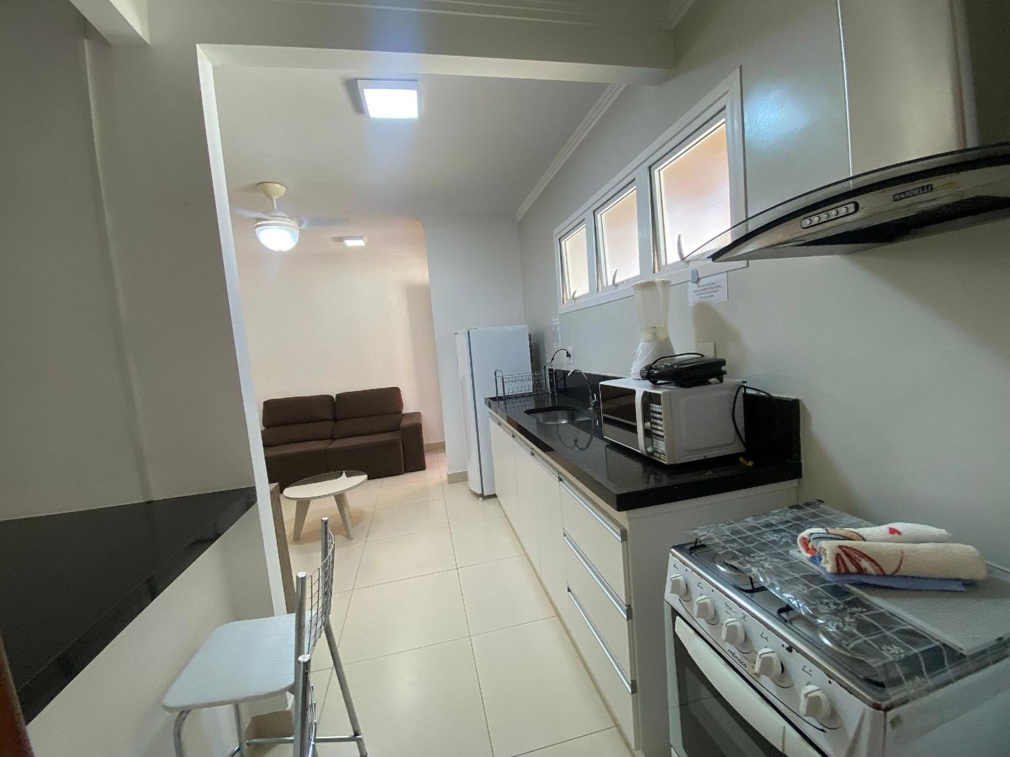 Apto No Pavimento Superior Com 2 Quartos * Porto Seguro