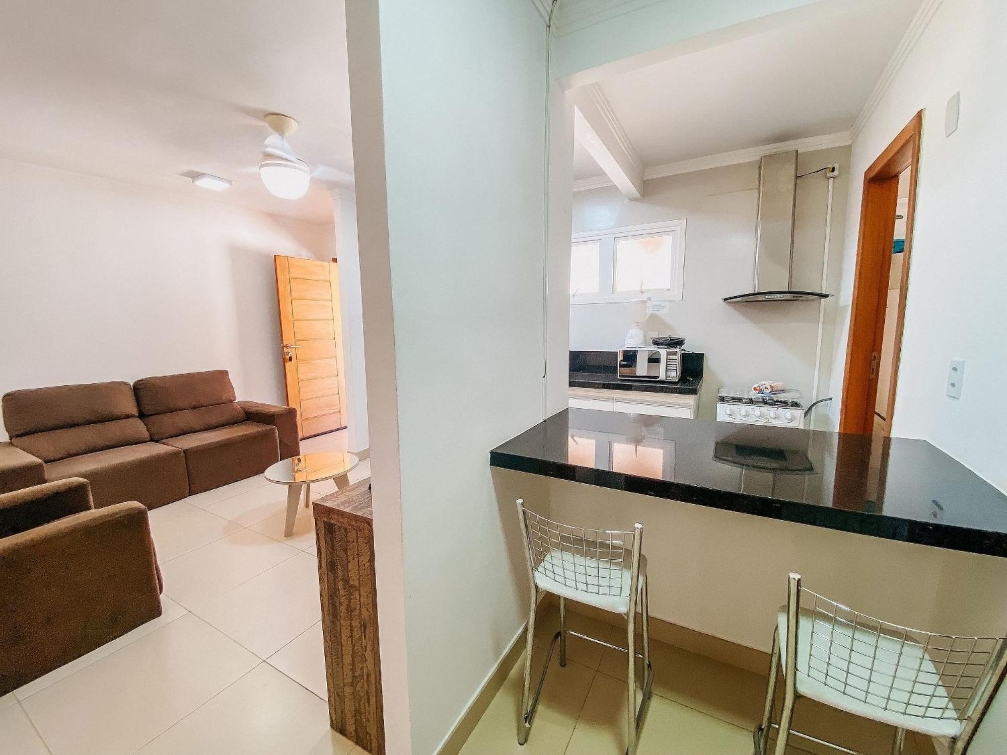 Apto No Pavimento Superior Com 2 Quartos * Porto Seguro